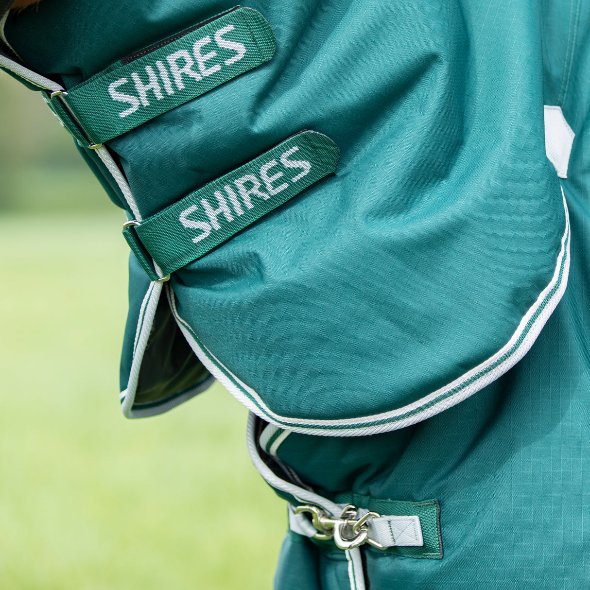 Shires Highlander Original 300g Combo Turnout Rug #colour_green